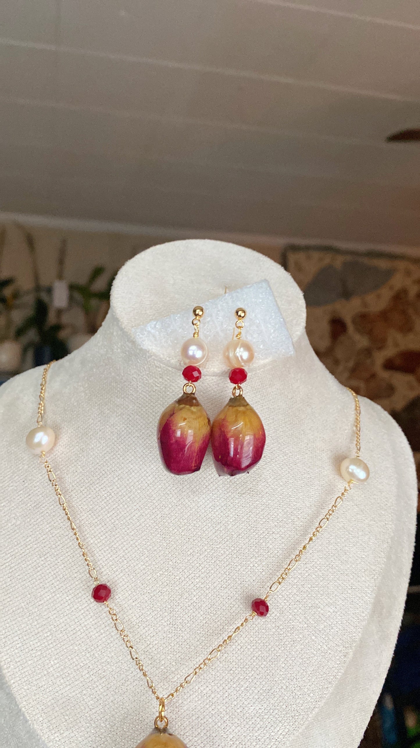 ✨Rose earrings 🌹