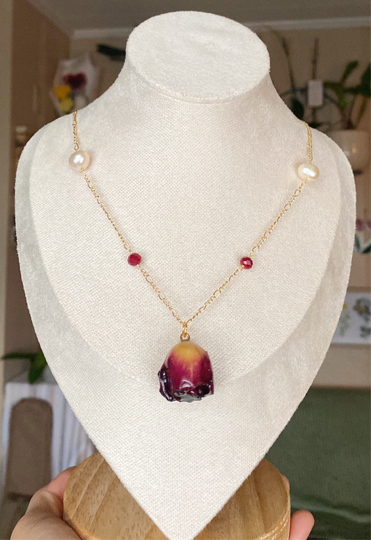 Rose necklace 🌹