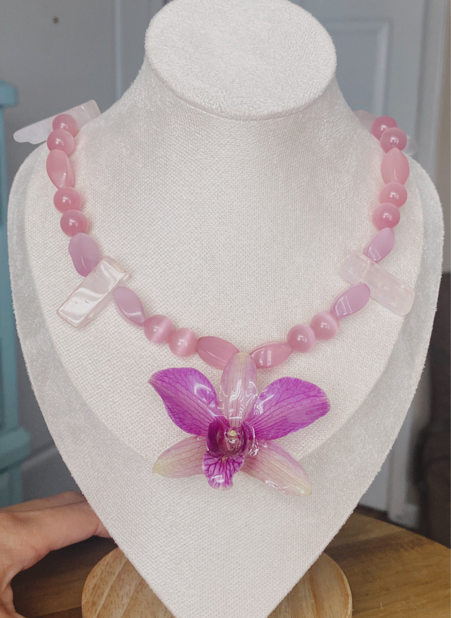 Orchid necklace 💕